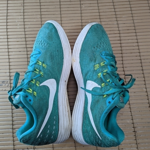 Nike Women's Lunartempo 2 Running Shoe green 818098 313 Size 8.5 - Picture 8 of 11